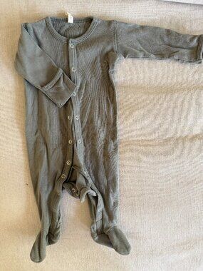 Quincy Mae footed pajama